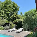 T2, Tres Bien Equipe, Avec Terrasse, Jardin, Et Acces Piscine, Renovation Mars 2026 *